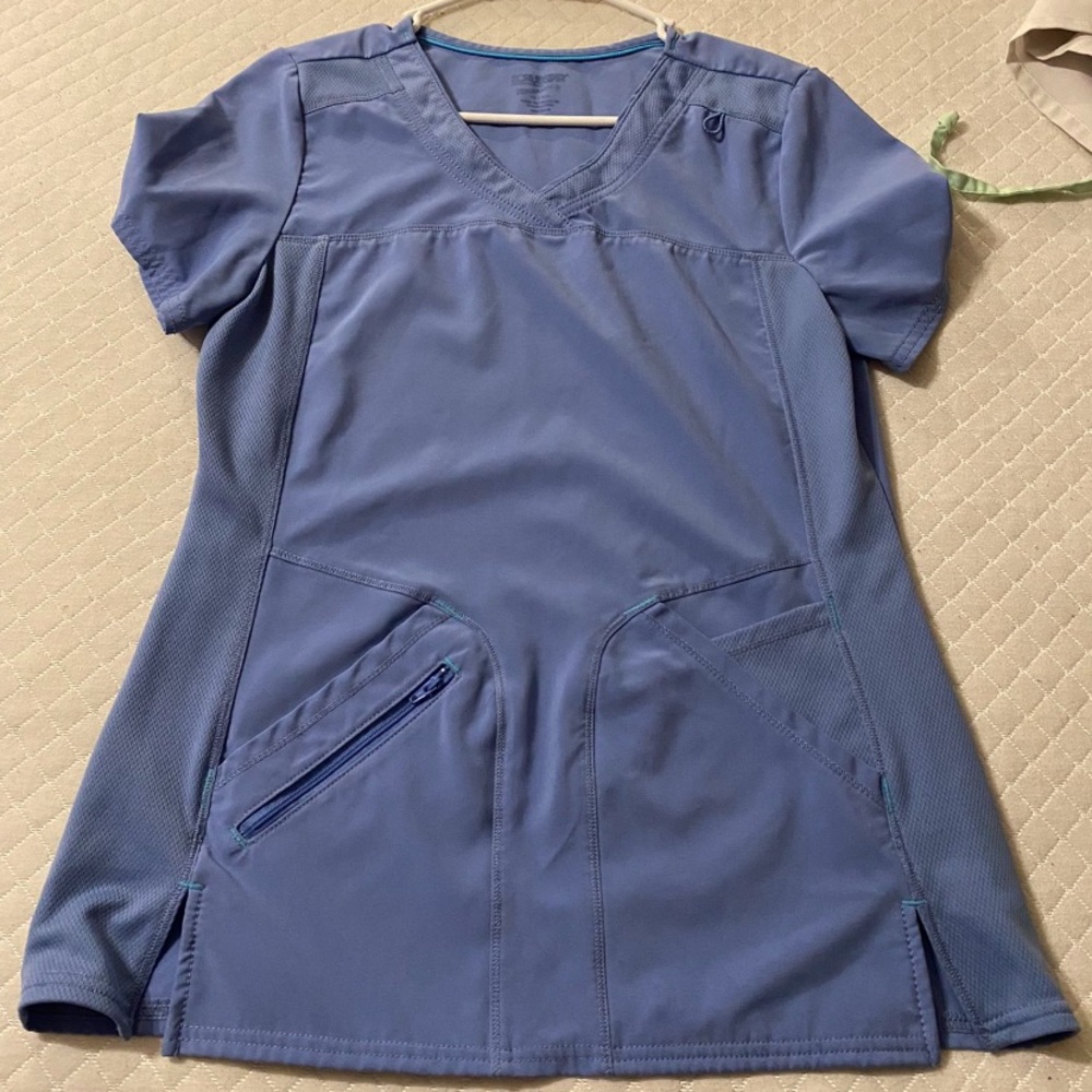 Scrub Top